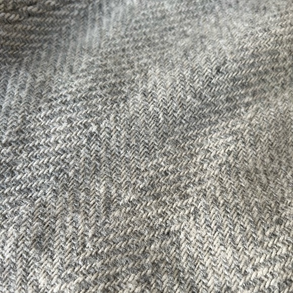 Vintage J Crew Women’s Gray Wool Herringbone Poncho XXS/XS Outerwear, Sweater - Picture 7 of 8